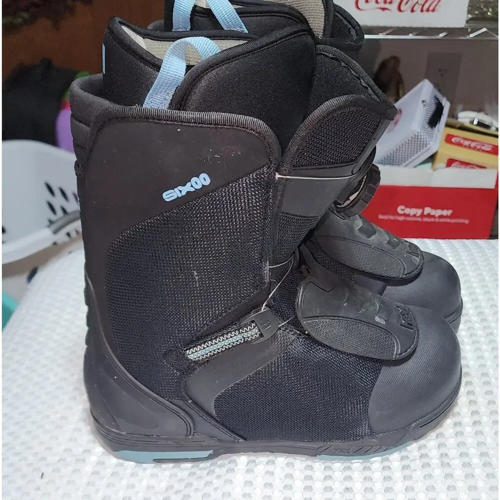 HEAD EUC MENS SZ 6 SNOWBOARDING BOOTS.